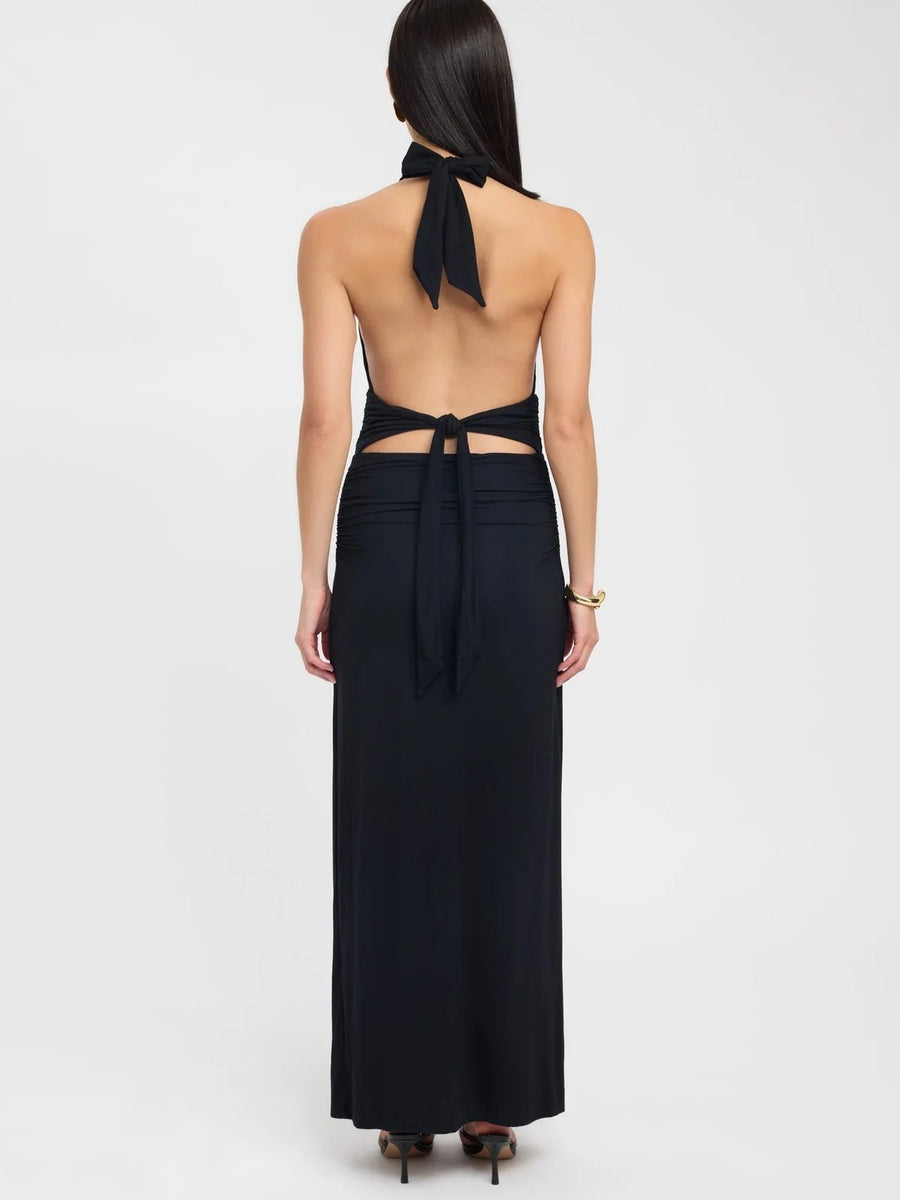 Robe longue à encolure dos nu