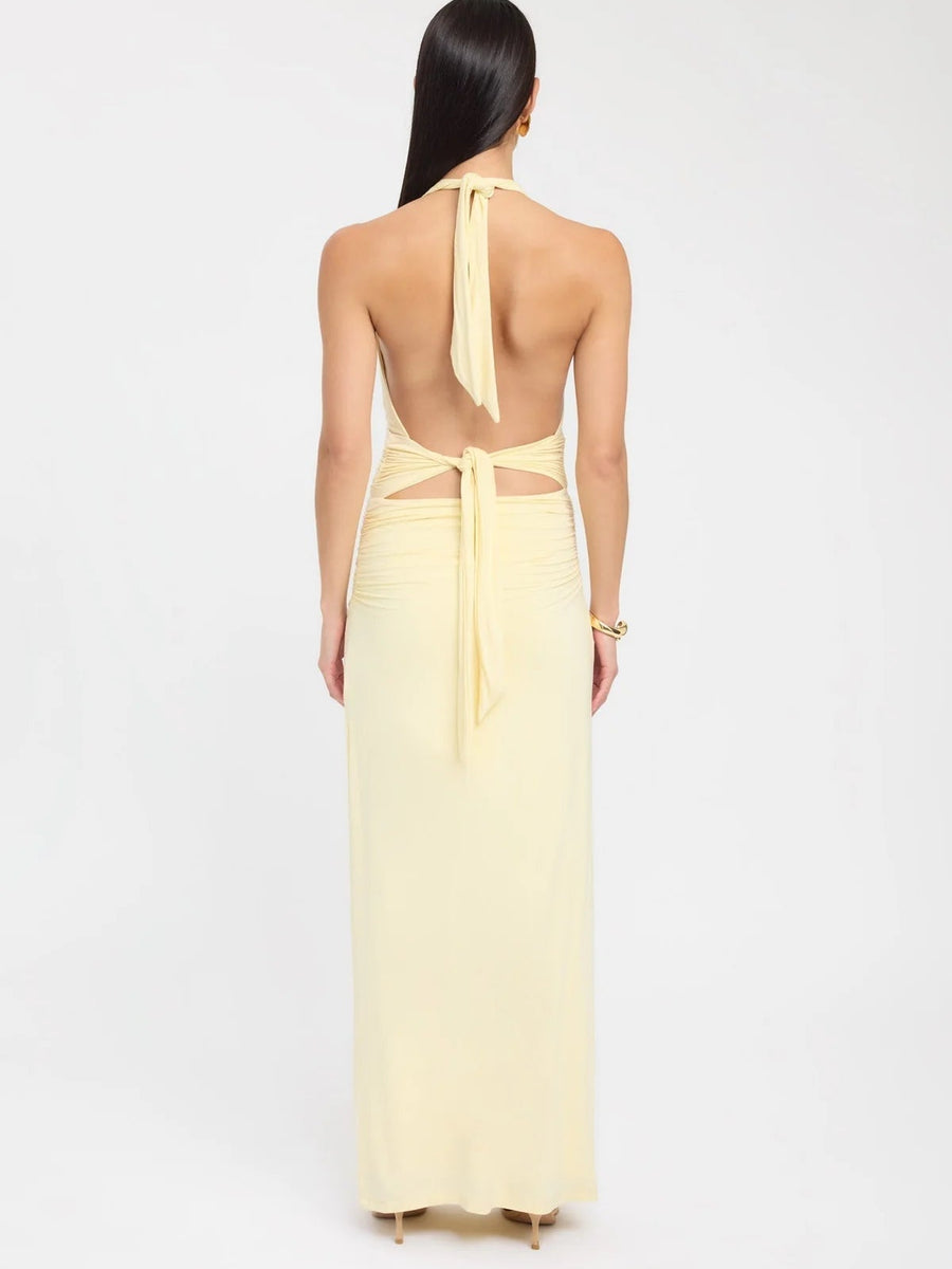 Robe longue à encolure dos nu