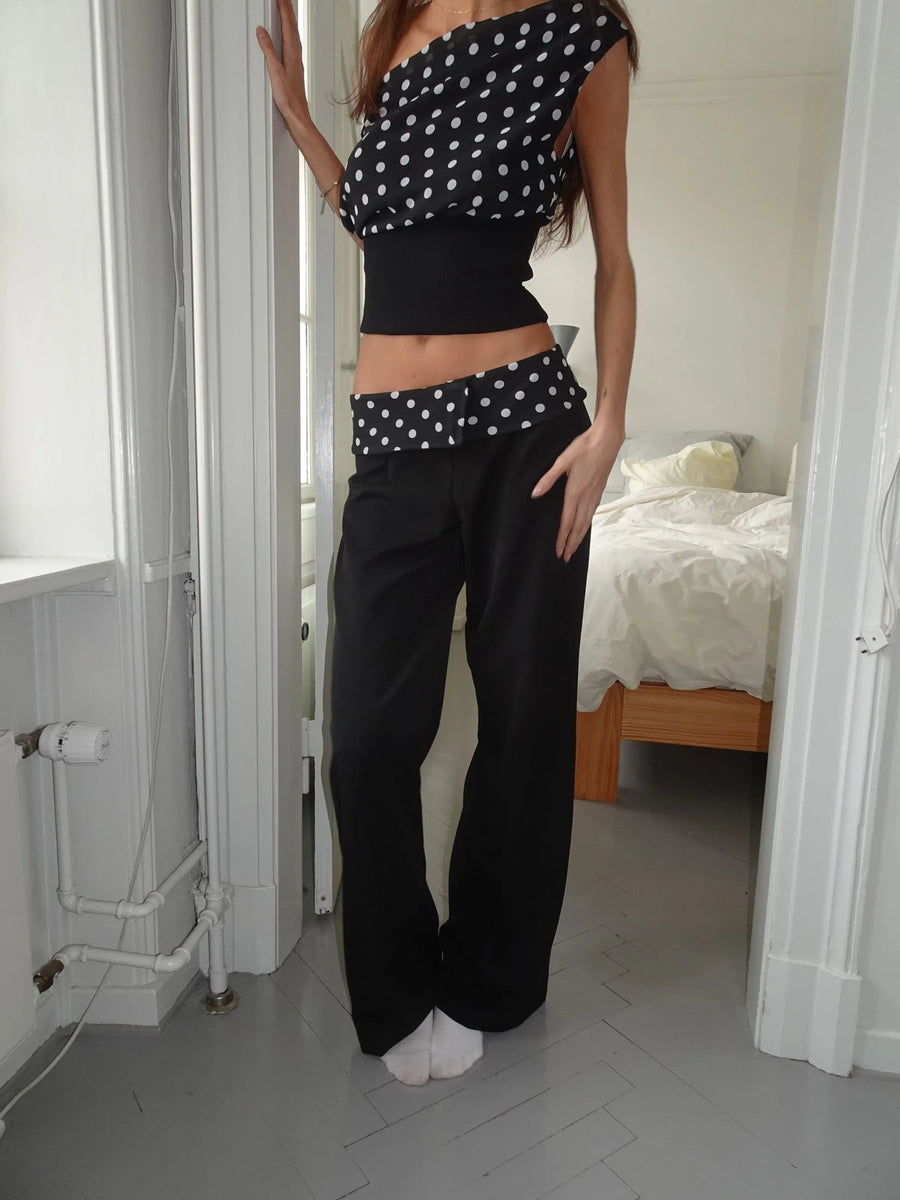 Ensemble deux pièces à pois noirs